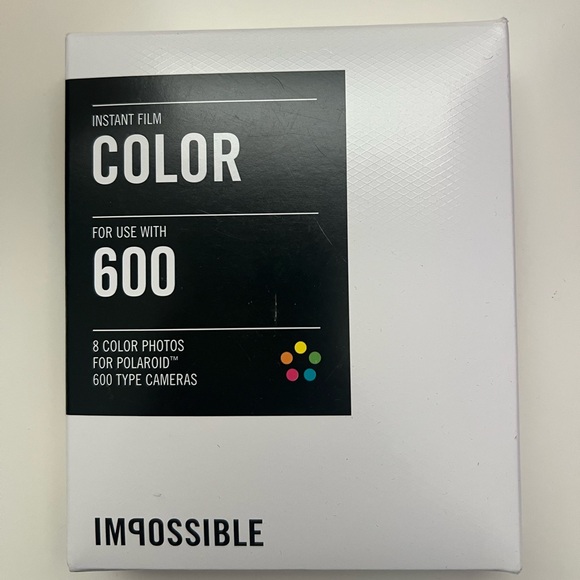 Impossible 600 Instant Camera Kit - Picture 7 of 7